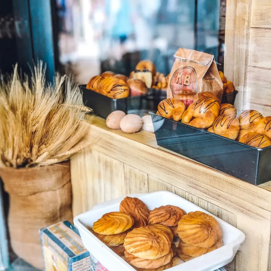 Bánh nên thử khi ghé tiệm
